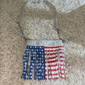 Super cute American flag bag!!